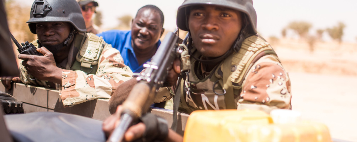 La crisi in Niger e l’ordine nel Sahel. Intervista a Luca Raineri